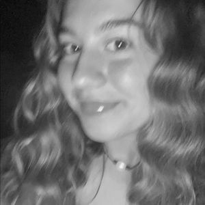 Meet your Posher, Ella